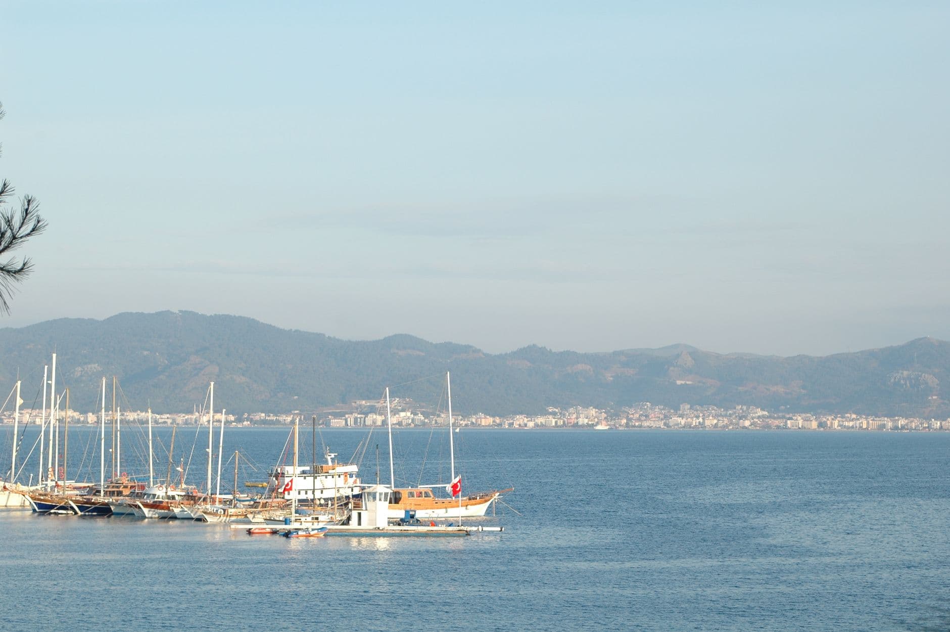 Marmaris'e ardı ardına üç dev kruvaziyer gelecek
