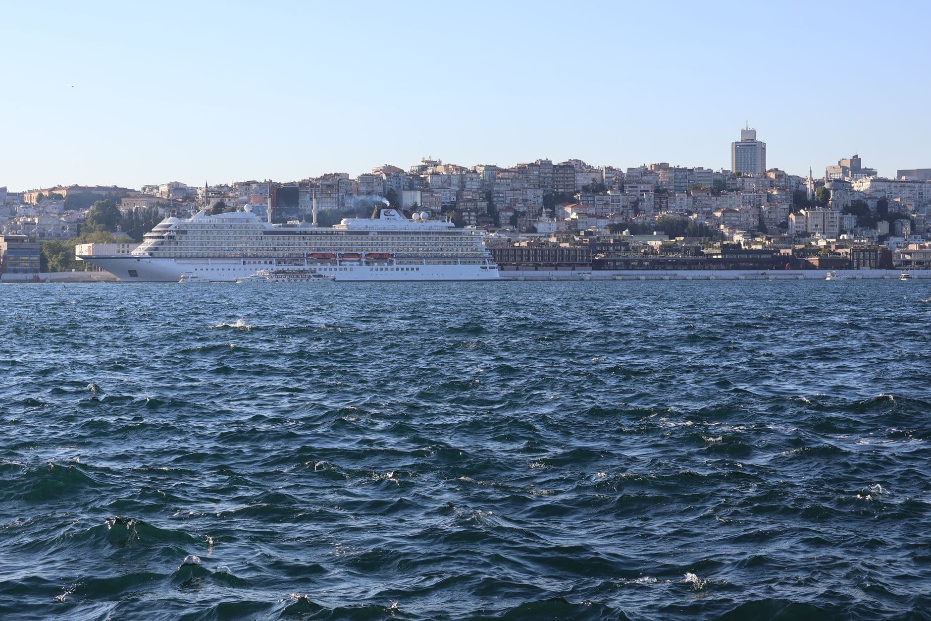AROYA Cruises İstanbul'u Akdeniz Operasyonları İçin Merkez Olarak Seçti
