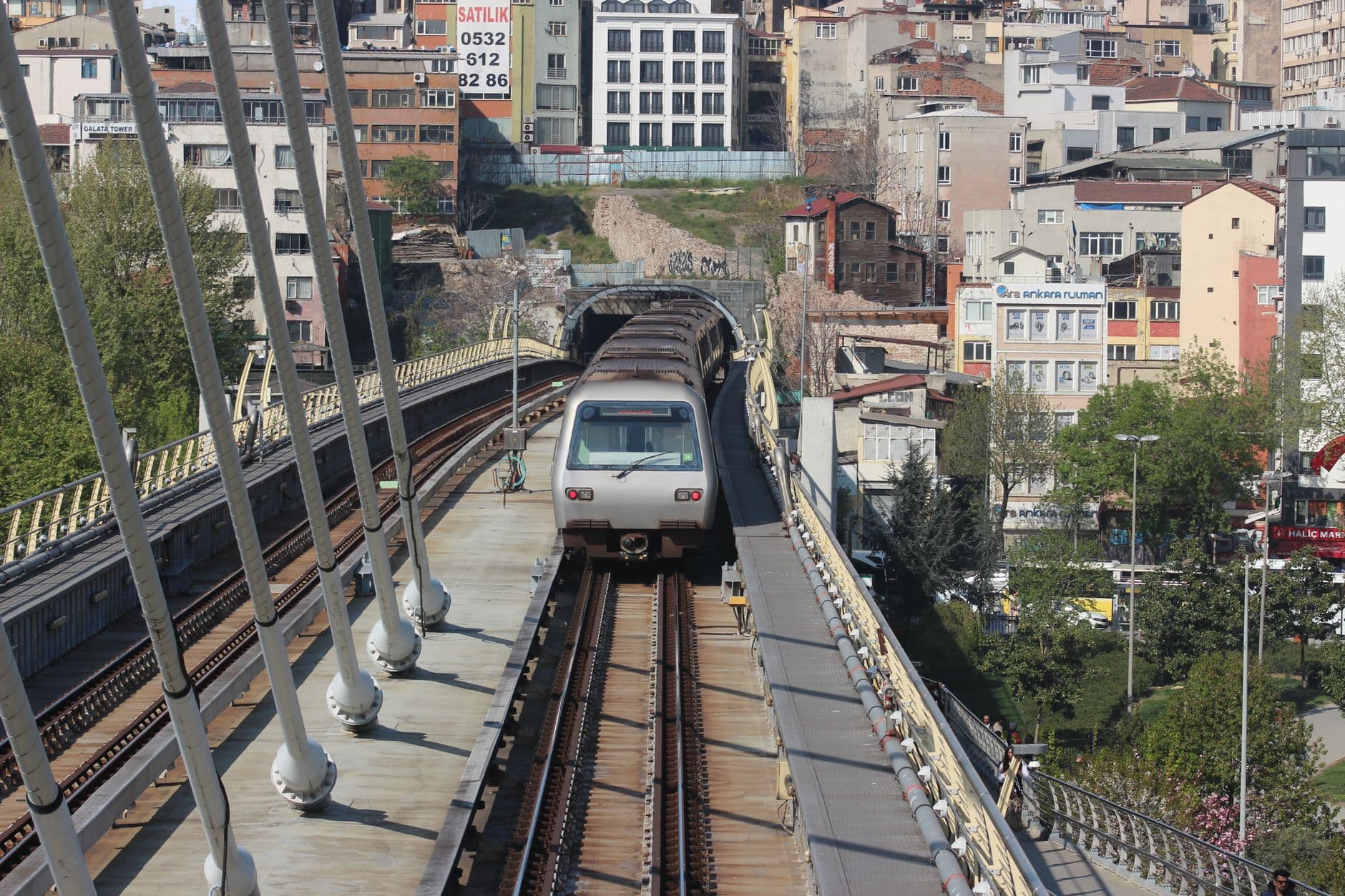 İETT, M11 Metro Hattı İçin Ek Otobüs Seferleri Düzenliyor