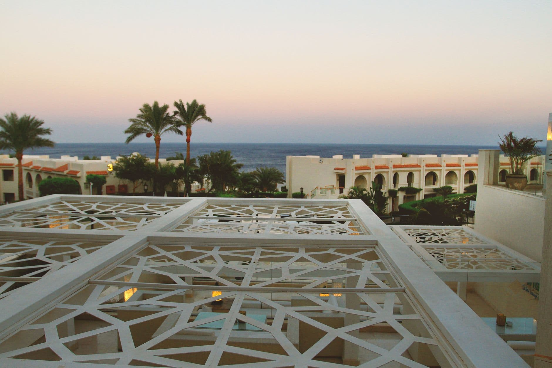 Merit Crystal Cove Otel 9 aylık renovasyondan sonra kapılarını açıyor