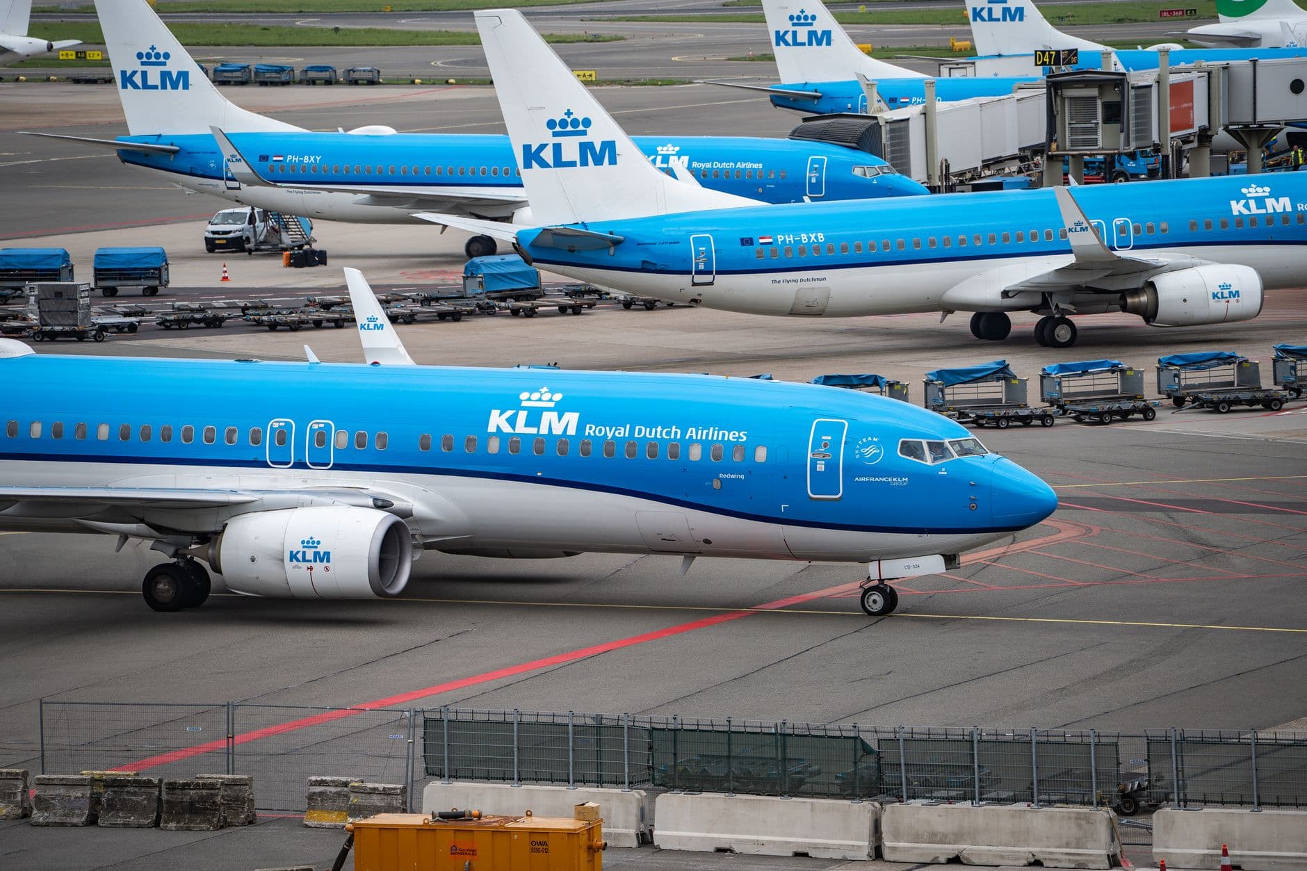 EasyJet, Castlelake'in 5,23 milyar sterlinlik teklifini kabul etti