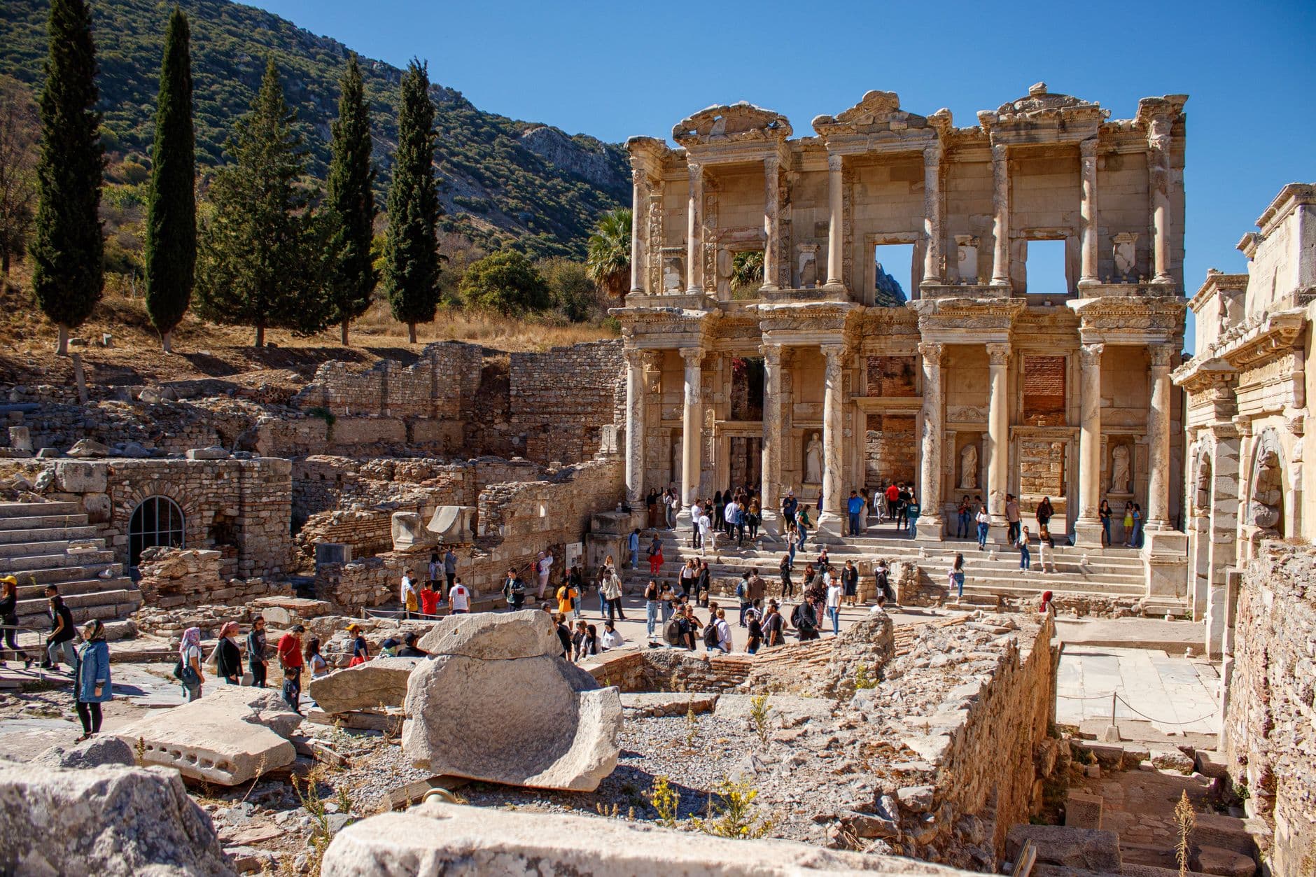 Bakan Ersoy, ABD Büyükelçisi Barrack ile kültür ve turizm işbirliğini görüştü