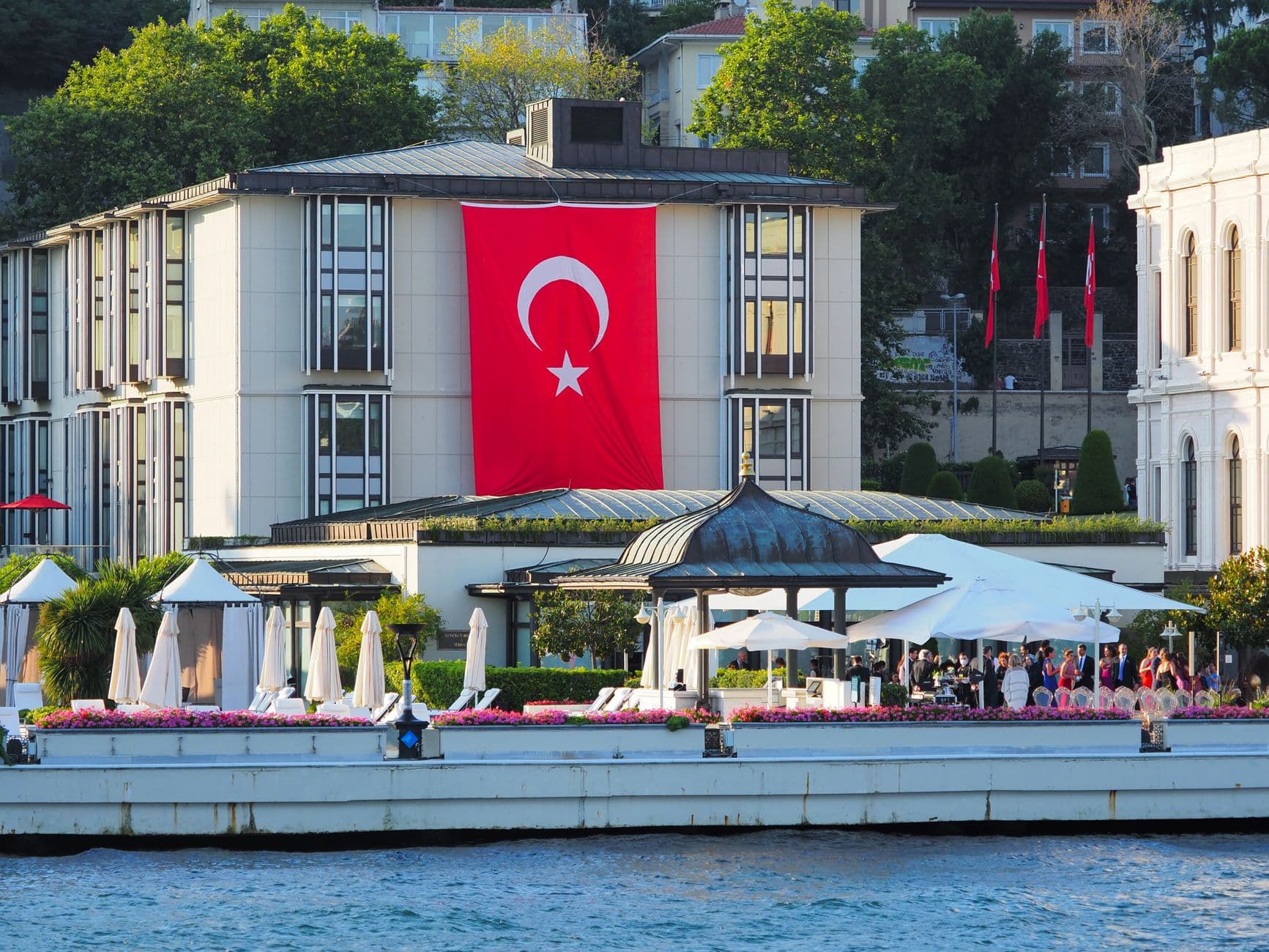 Bar Gabriel Istanbul, Topside Bar'da Konuk Olacak
