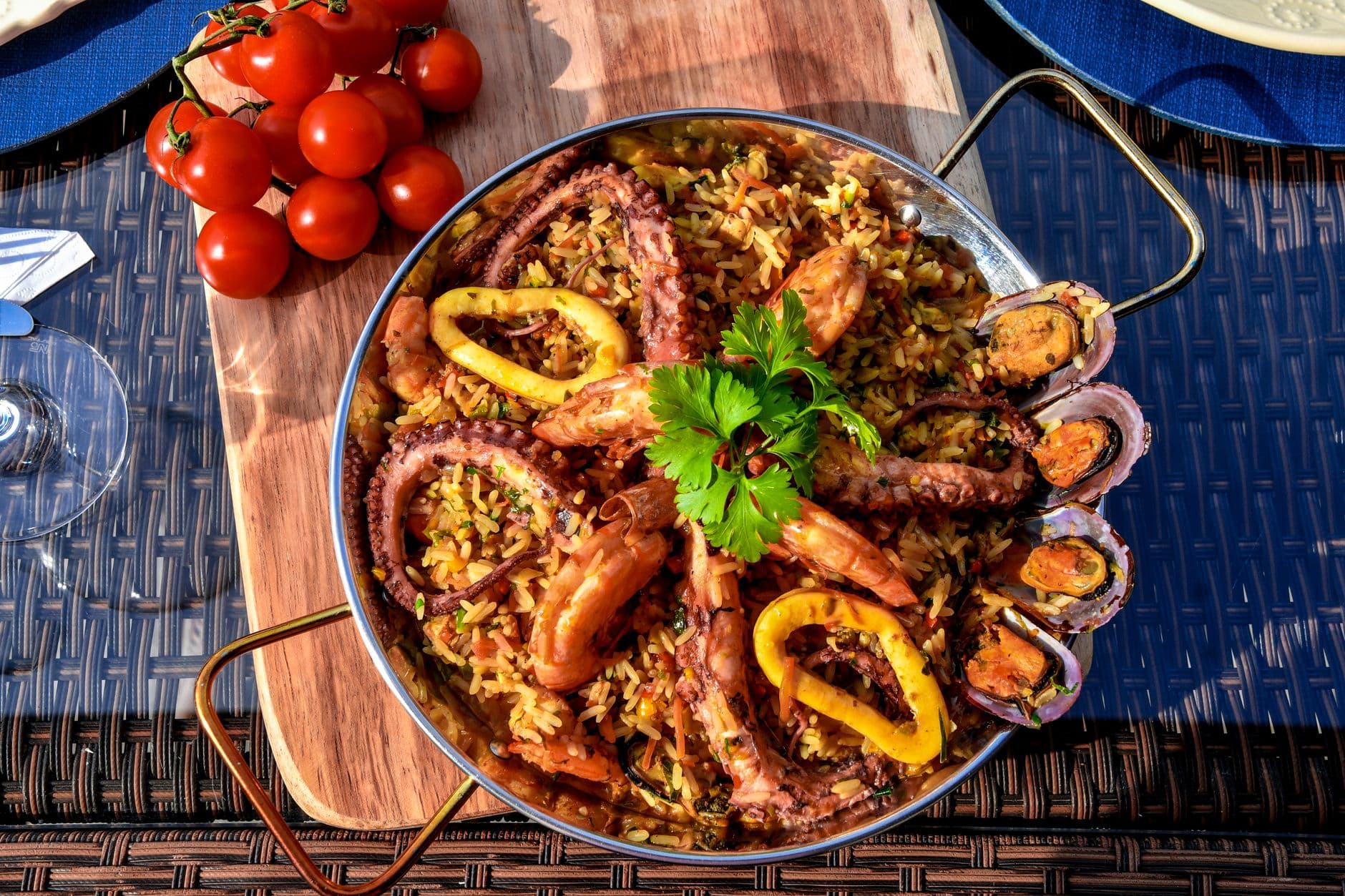 JW Marriott'un Ceres Restoranında İspanyol Tapas ve Paella Akşamı