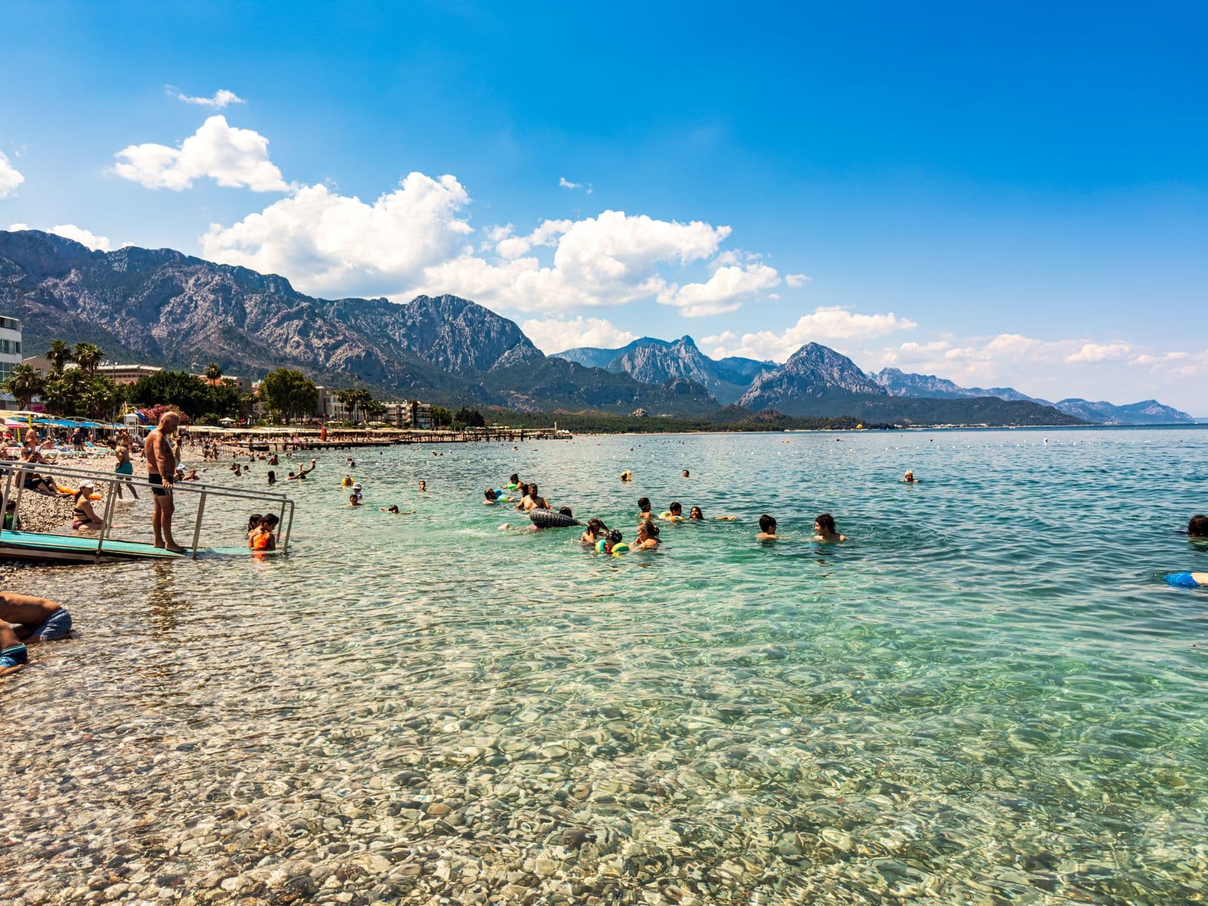 Temmuz'da Türkiye turizmi yüzde 0,27 geriledi, Antalya lider konumunu korudu