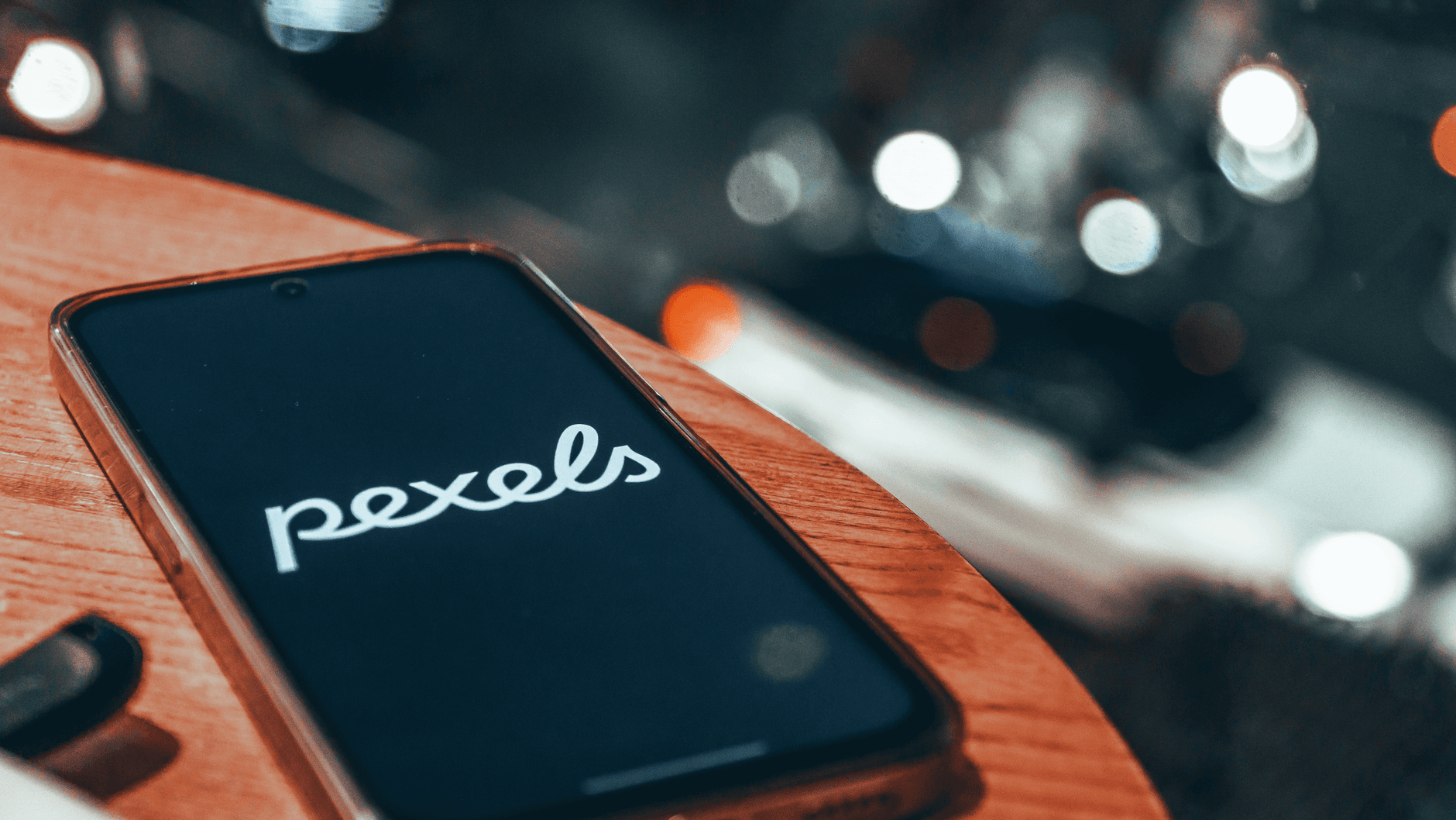 Booking.com Türkiye'ye dönüş için yasal şartları açıklandı